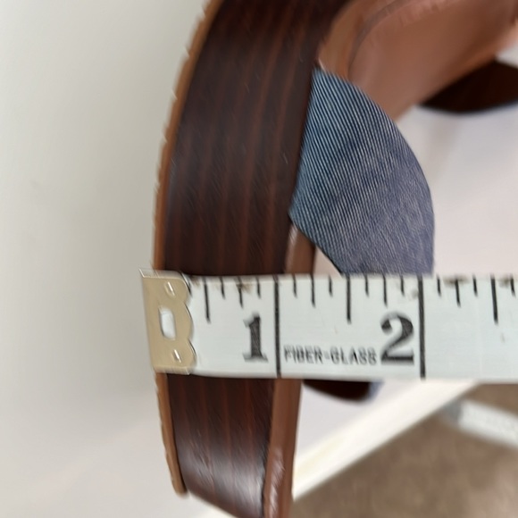 White House black market denim, wedge heel size 7 - Picture 8 of 9